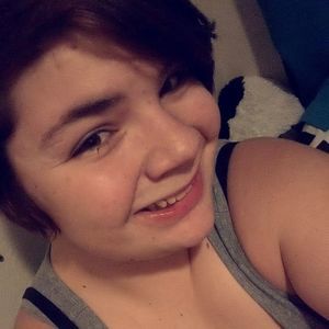 Meet your Posher, Alicia